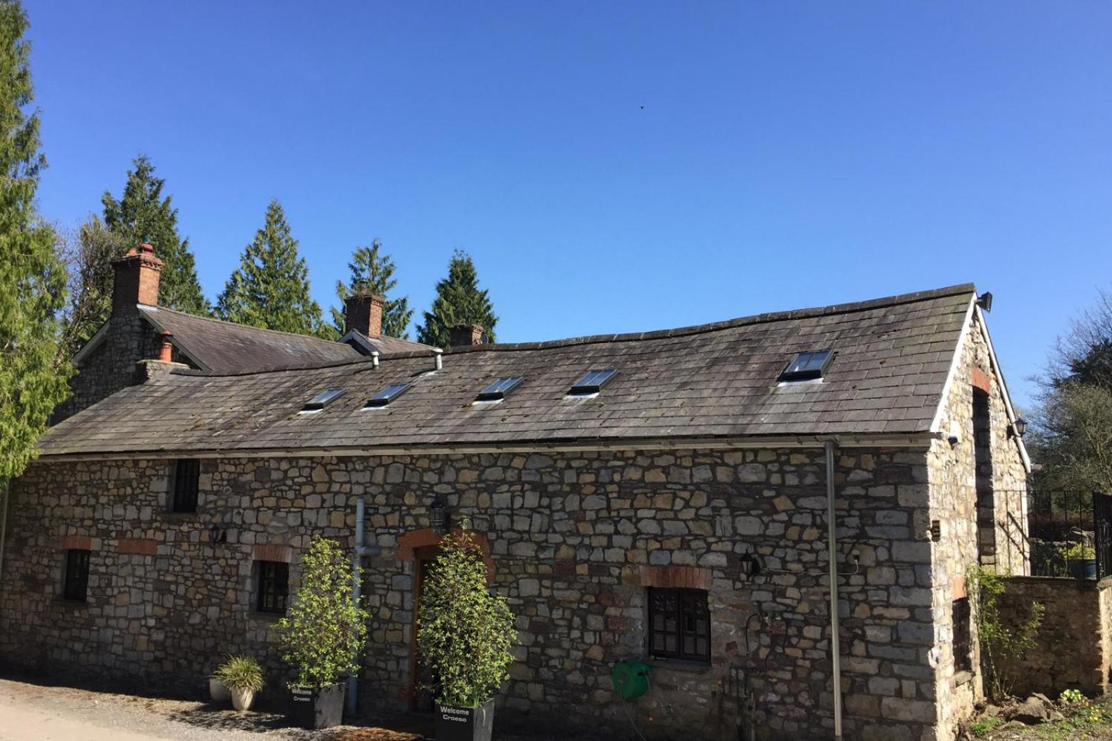 Pencoed House Estate Guest House Кардиф Екстериор снимка